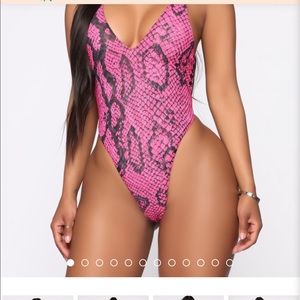 ❌SOLD❌NEON BODYSUIT